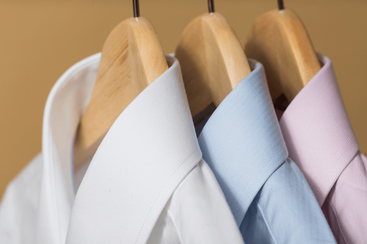 Repasser une chemise : le guide complet, matière par matière - IZAC