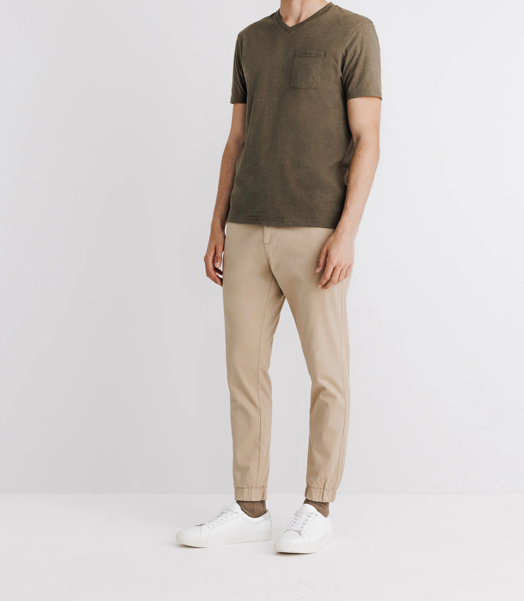T-shirt col V avec poche kaki - IZAC