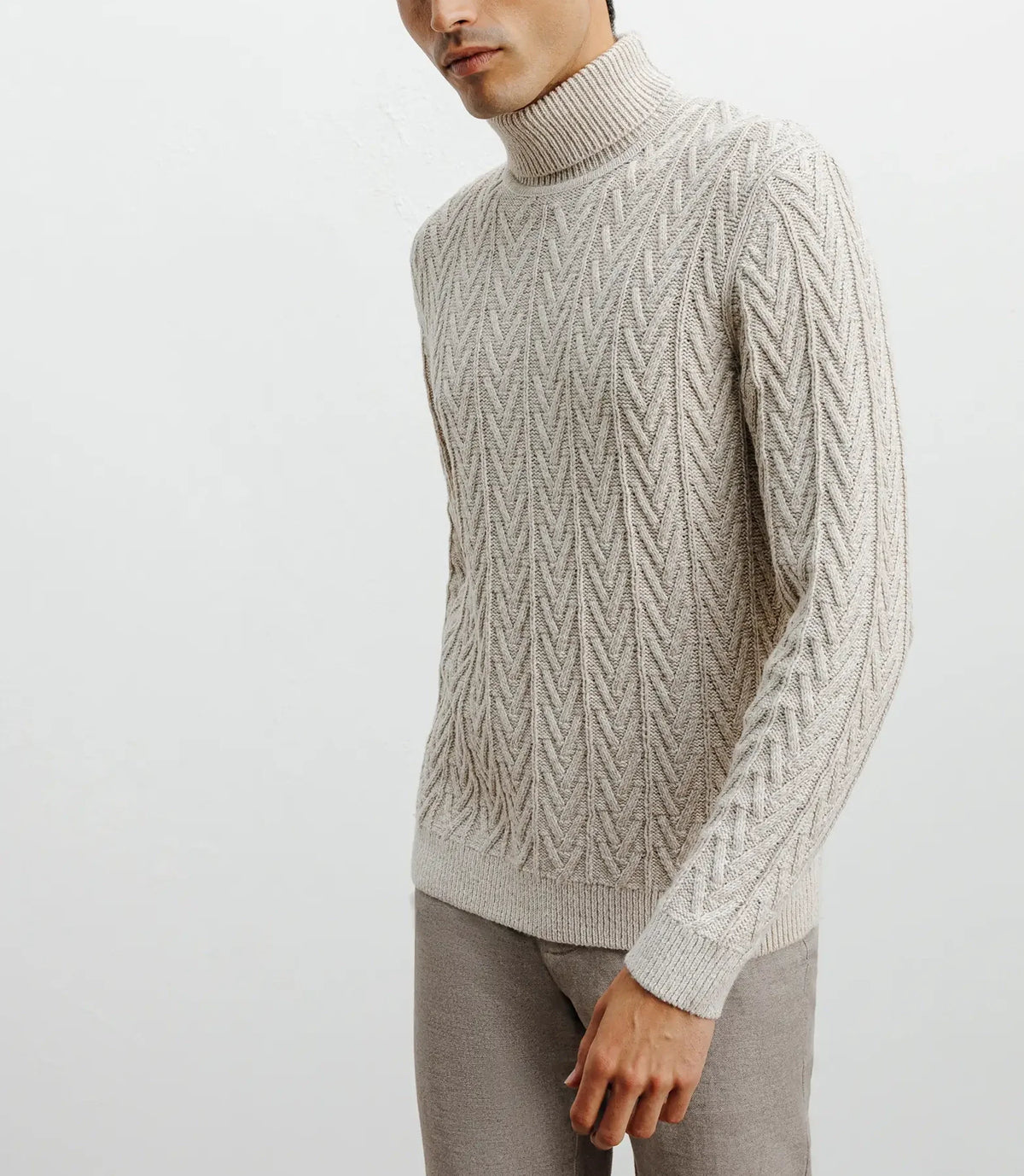 Pull col roulé torsadé beige - IZAC