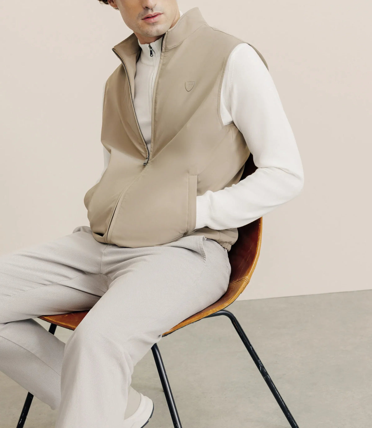 Blouson sans manche beige - IZAC