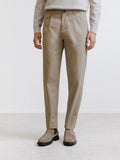 Pantalon chino à plis taupe - IZAC