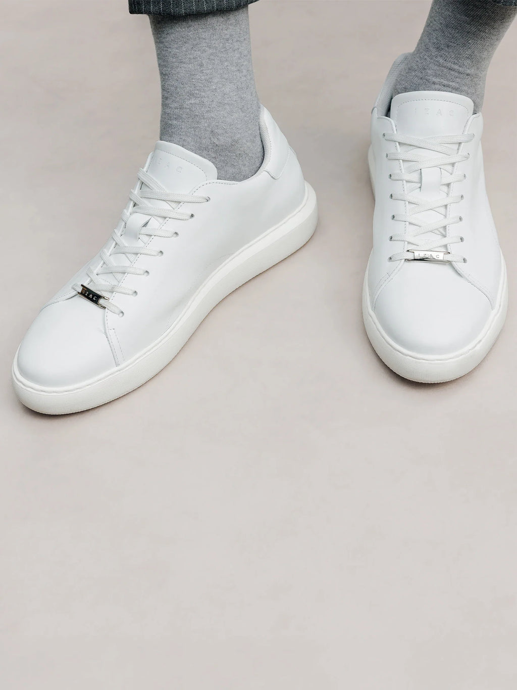 Basket en cuir blanche - IZAC