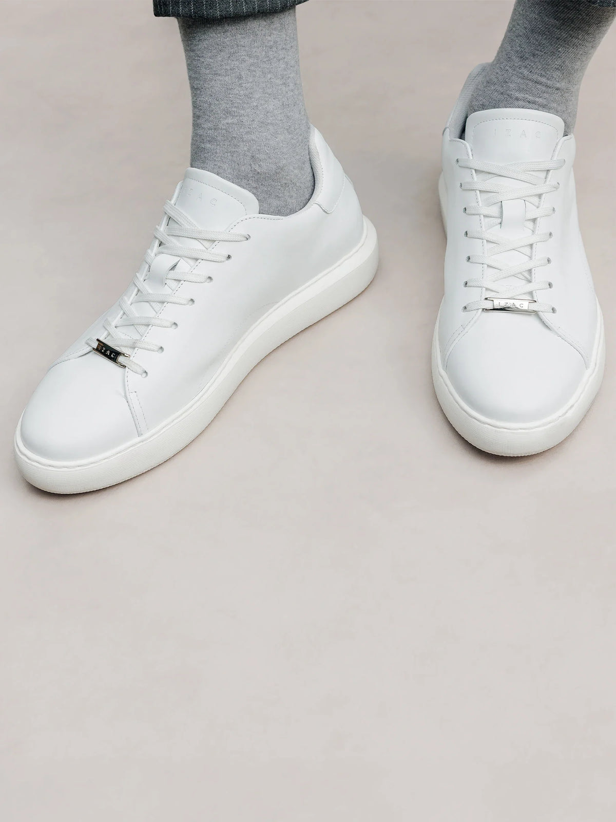 Basket en cuir blanche - IZAC