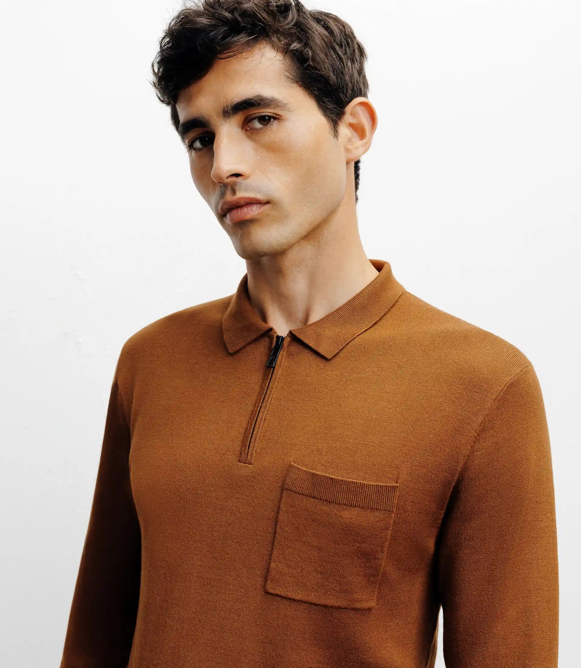 Pull col polo zippé en maille fine bronze - IZAC