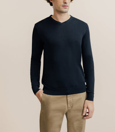 Pull col V noir - IZAC