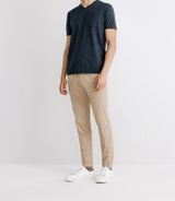 T-shirt col V avec poche marine - IZAC