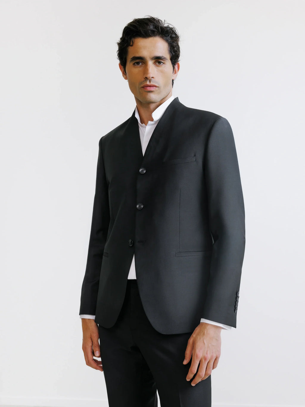 Costume 3 boutons noir - IZAC