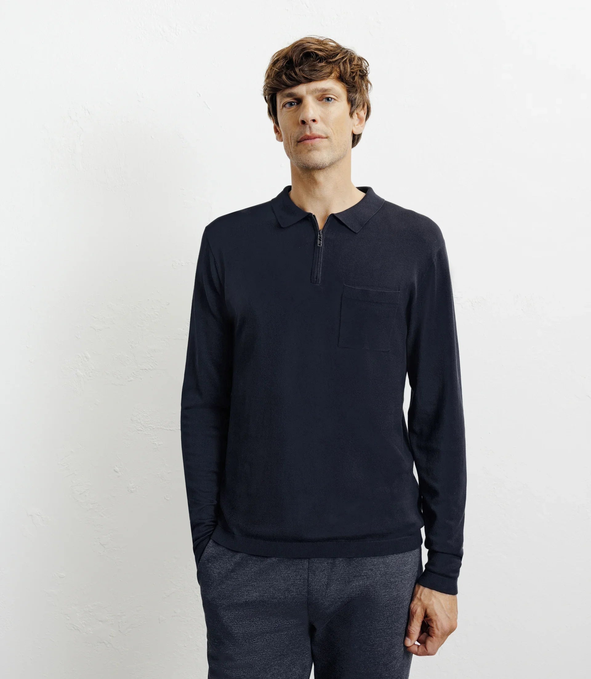 Pull col polo zippé en maille fine marine - IZAC