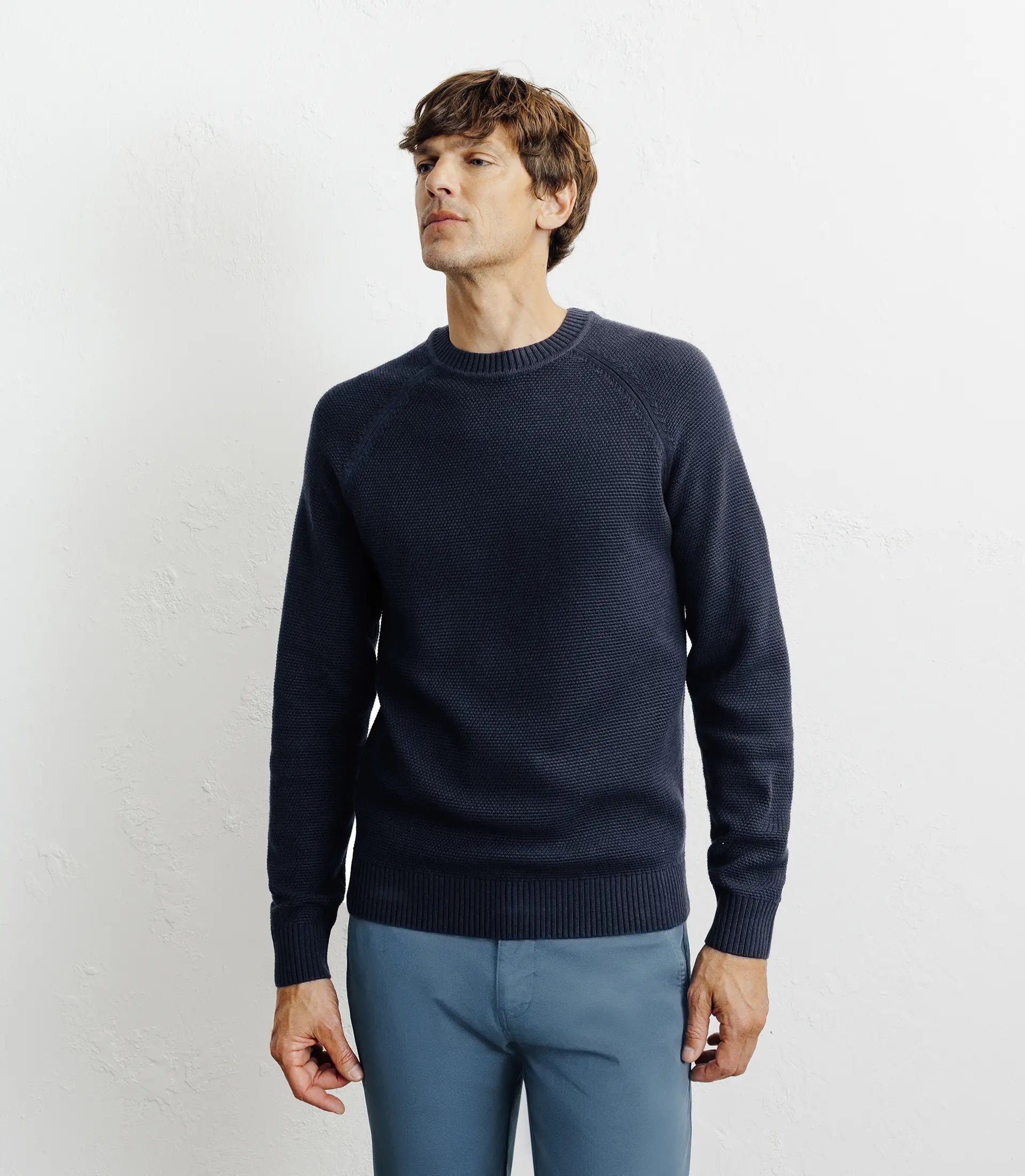 Pull col rond jeux de points marine - IZAC