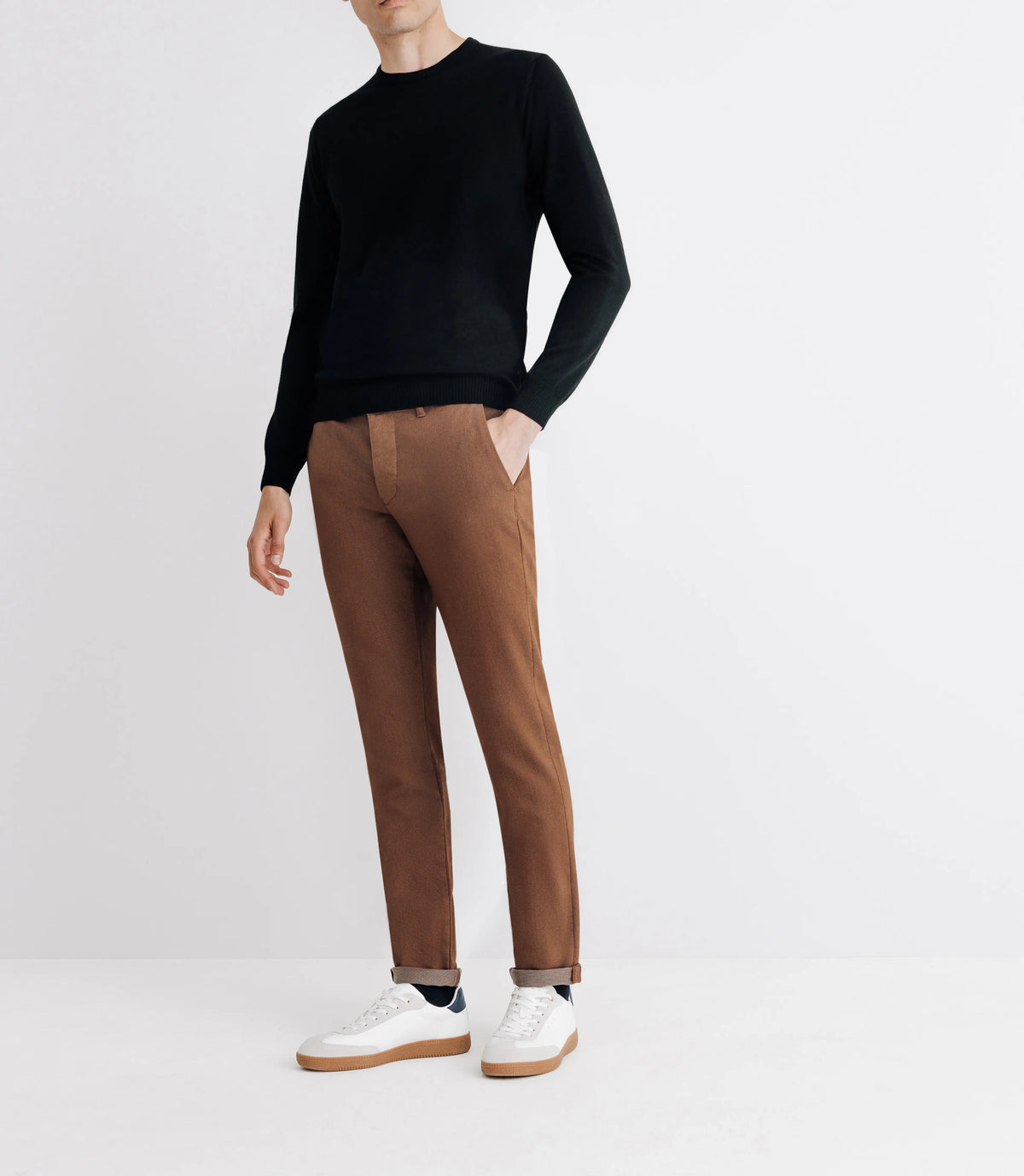 Pull en laine mérinos col rond noir - IZAC