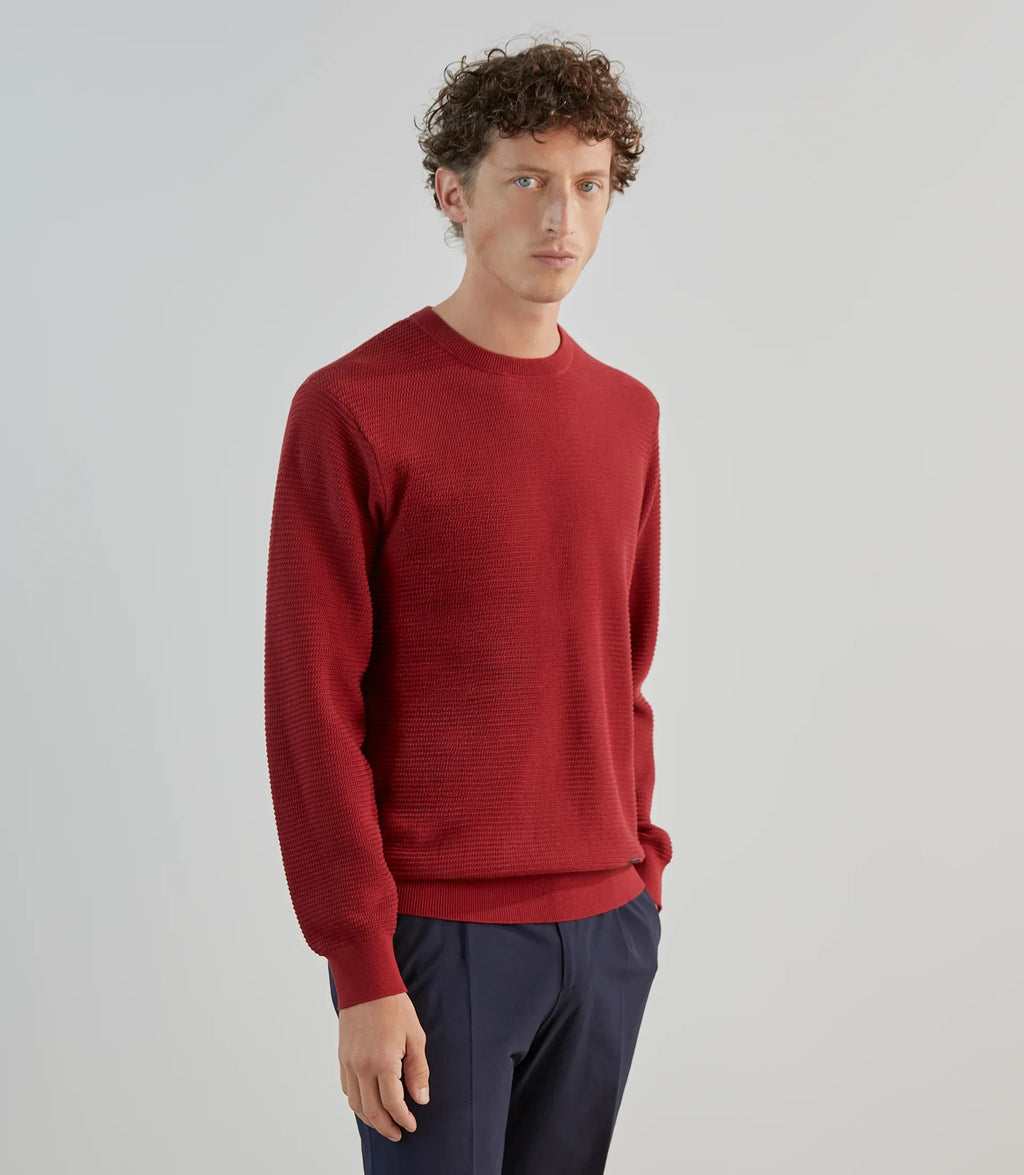 Pull col rond en jeu de points rouge foncé - IZAC