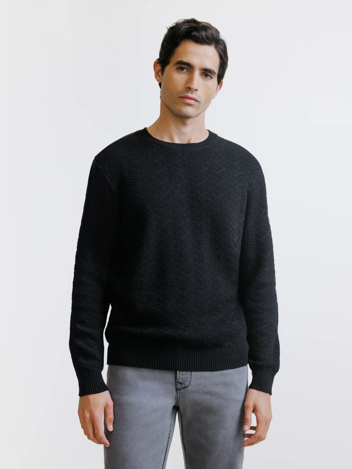 Pull jacquard col rond noir - IZAC