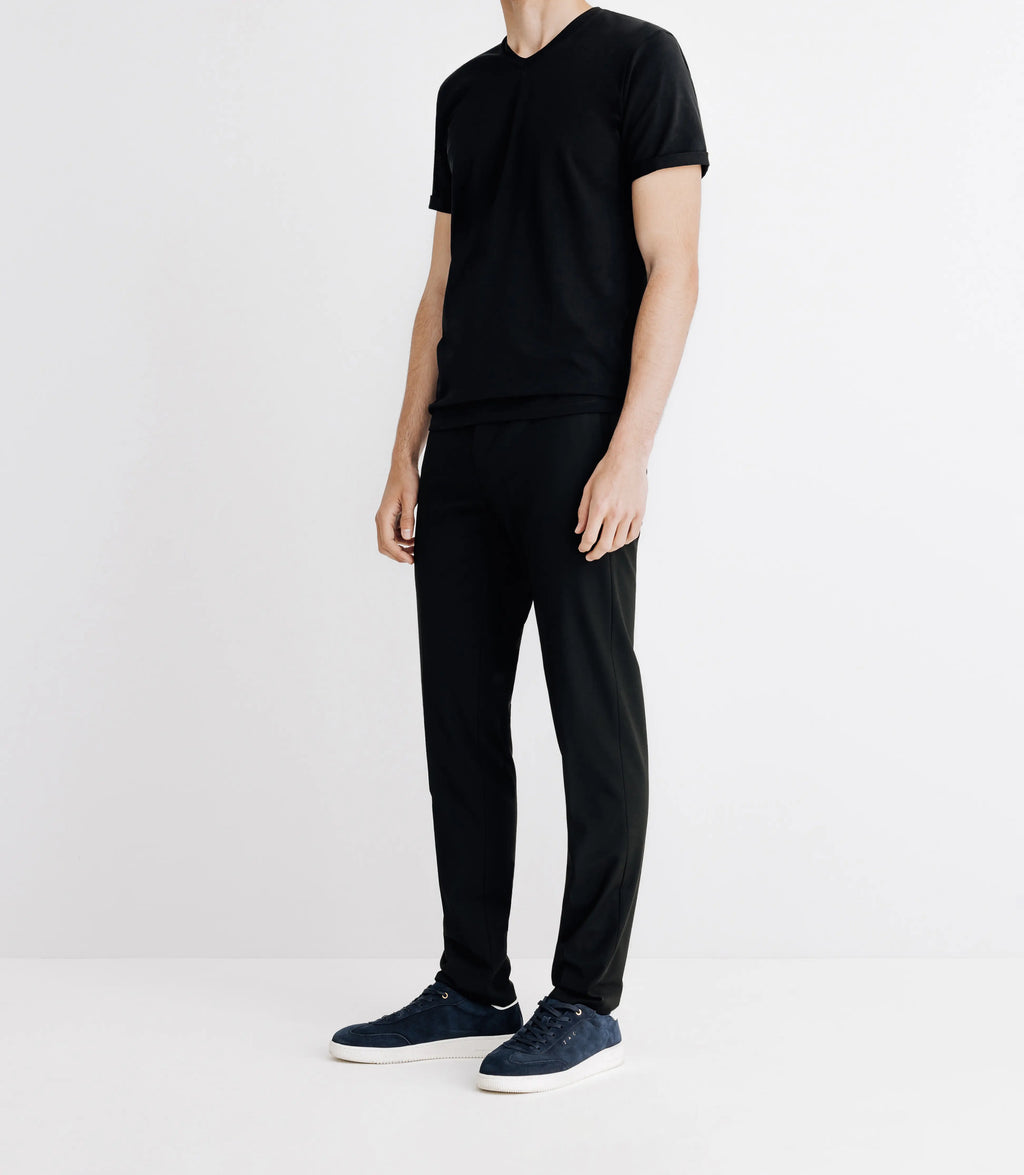 T-shirt col V noir - IZAC