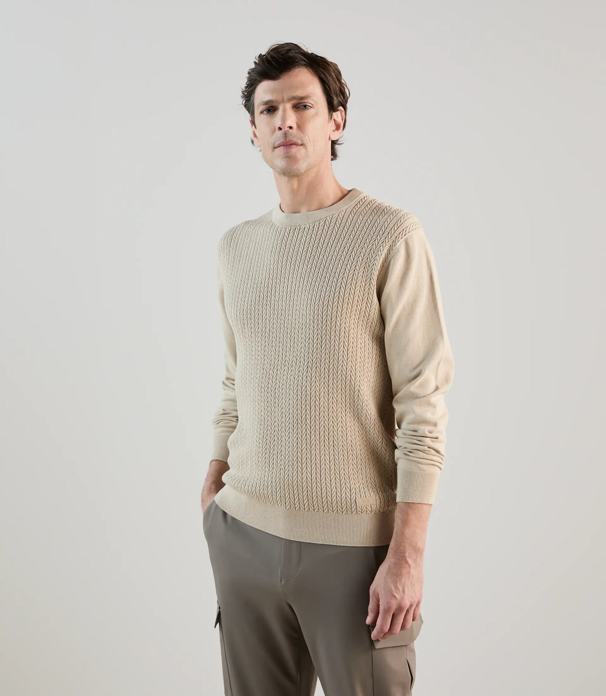 Pull col rond en maille torsadée beige - IZAC