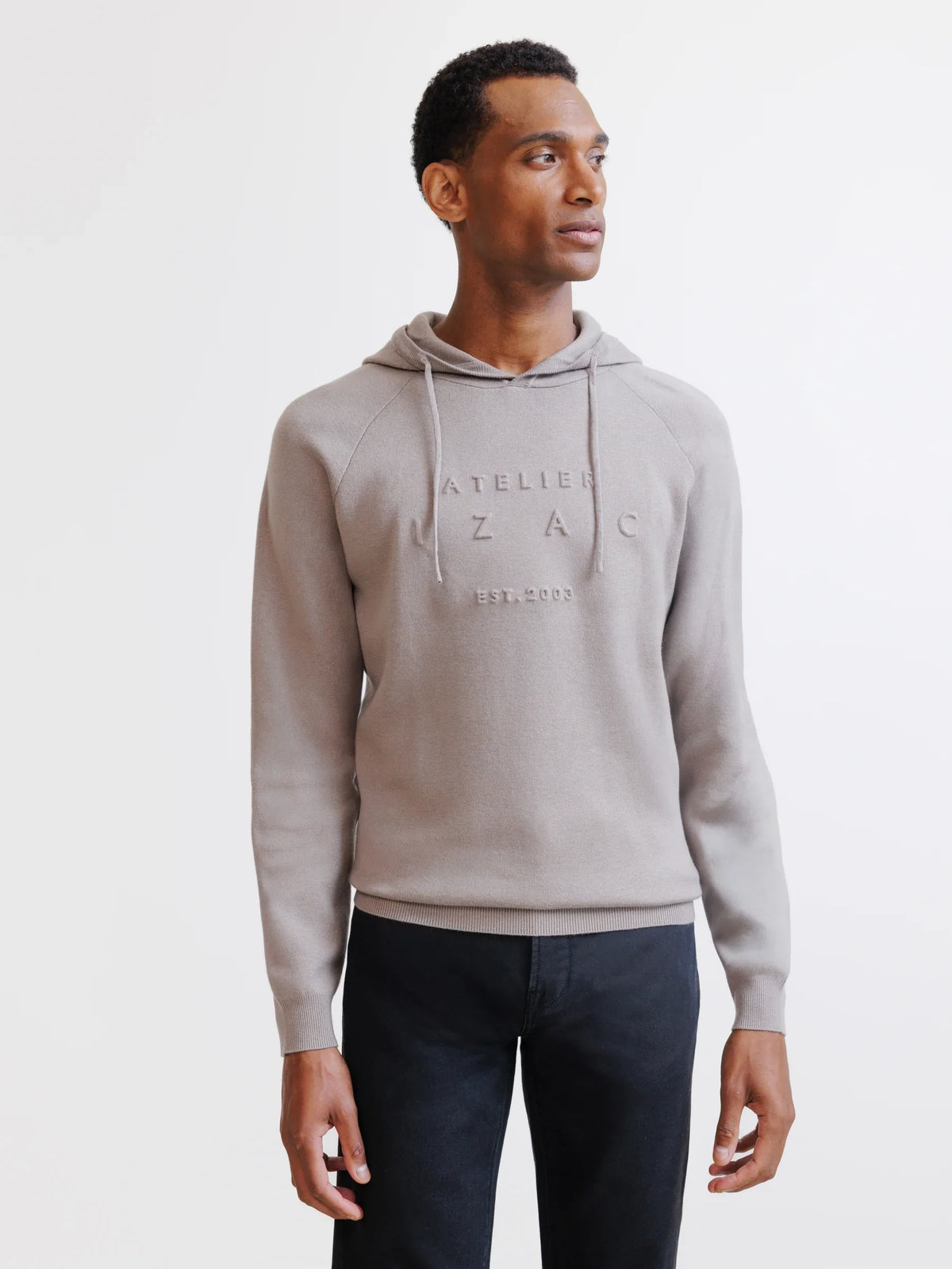 Pull à capuche en maille taupe - IZAC