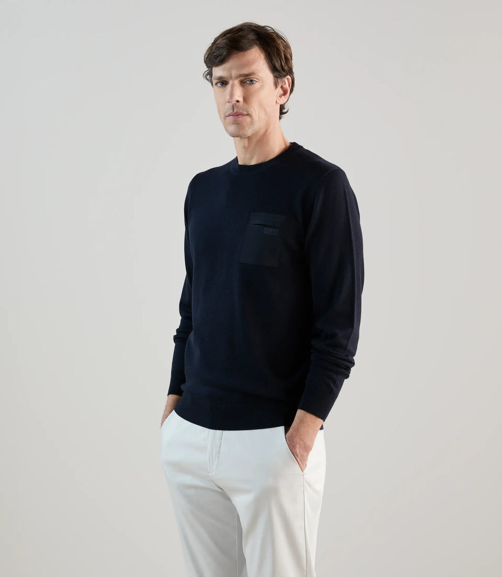 Pull avec poche bi - matière marine - IZAC