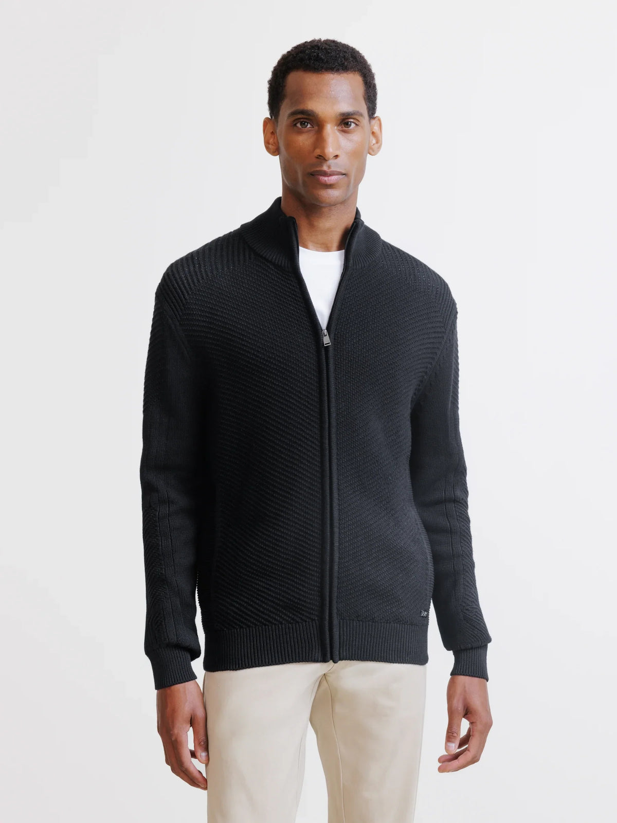 Gilet zippé à jeux de points noir - IZAC