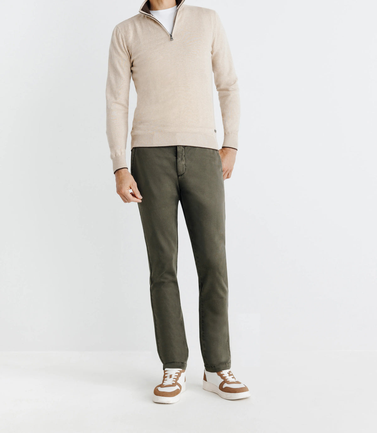 Pull col montant zippé beige - IZAC