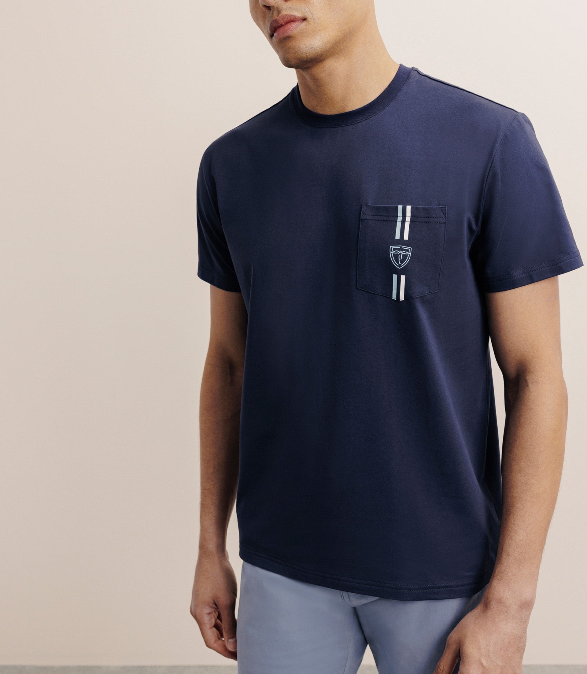 T-shirt à poche marine - IZAC