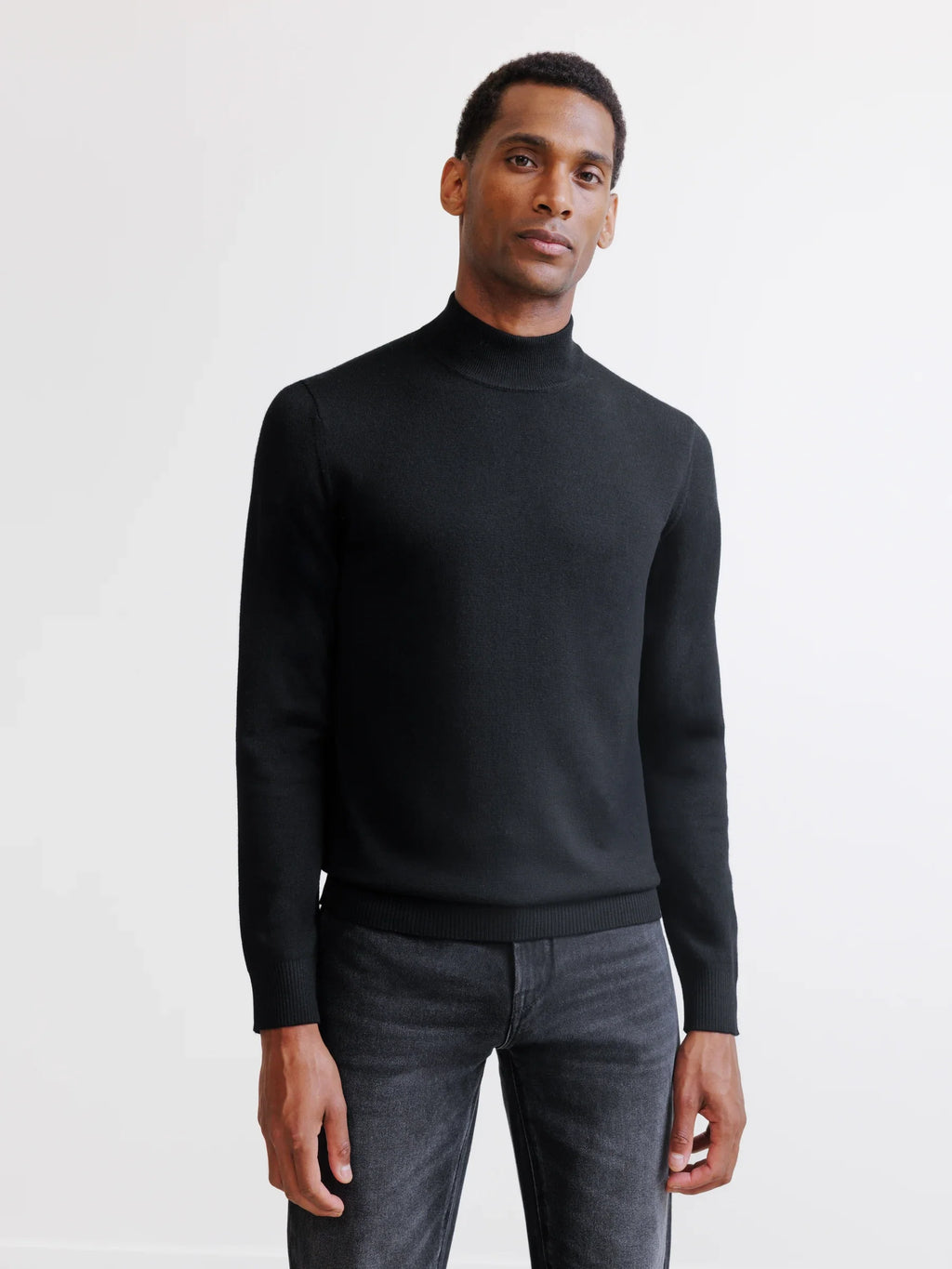 Pull col cheminée mérinos noir - IZAC
