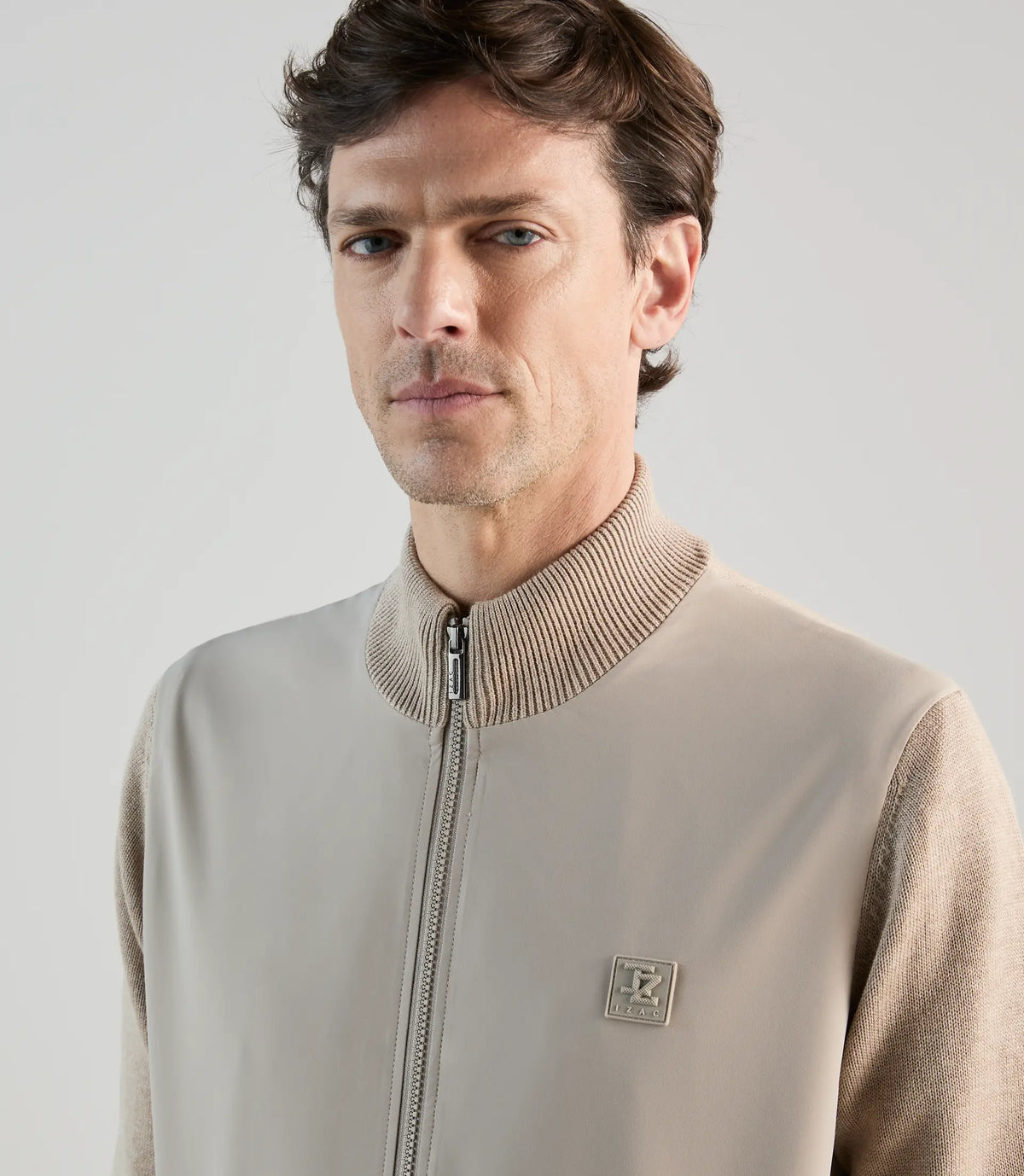 Gilet col montant bi - matière beige - IZAC