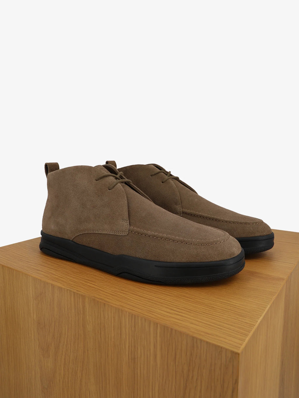 Bottines casual en suède taupe - IZAC