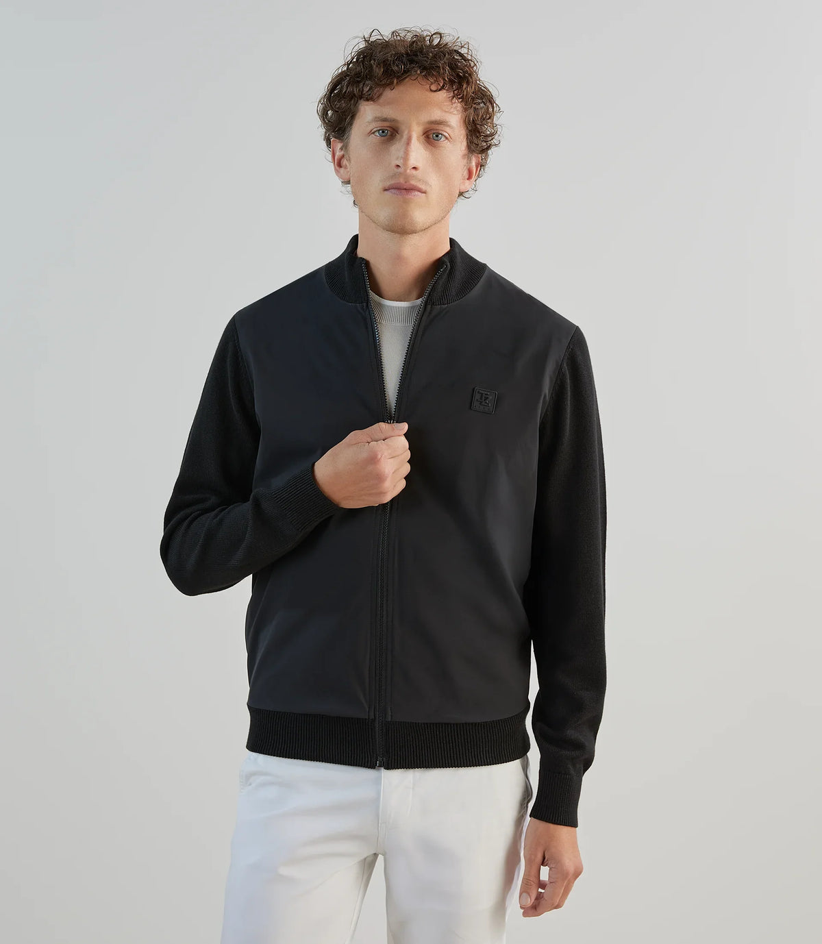 Gilet col montant bi - matière noir - IZAC