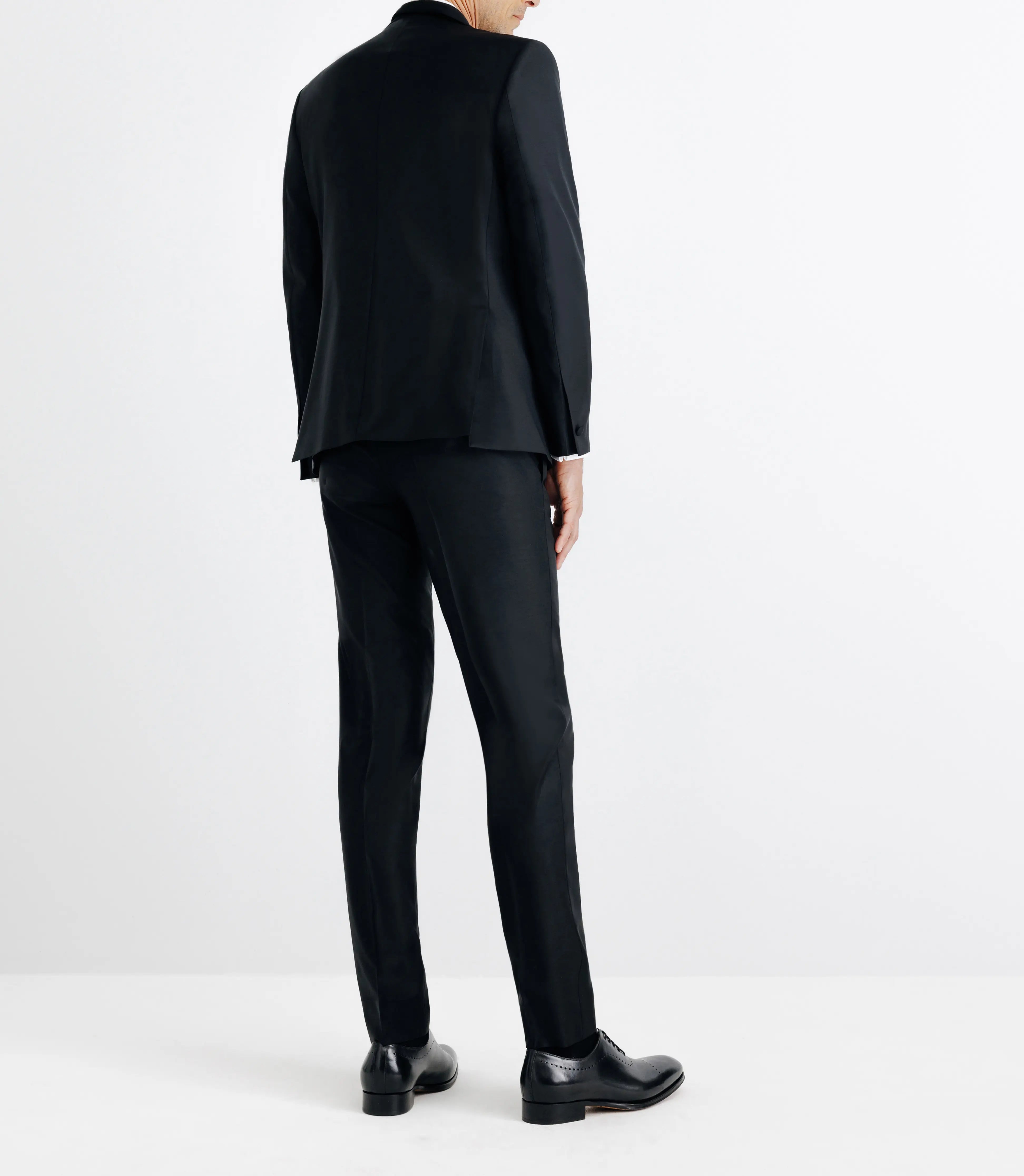 Costume col châle noir - IZAC