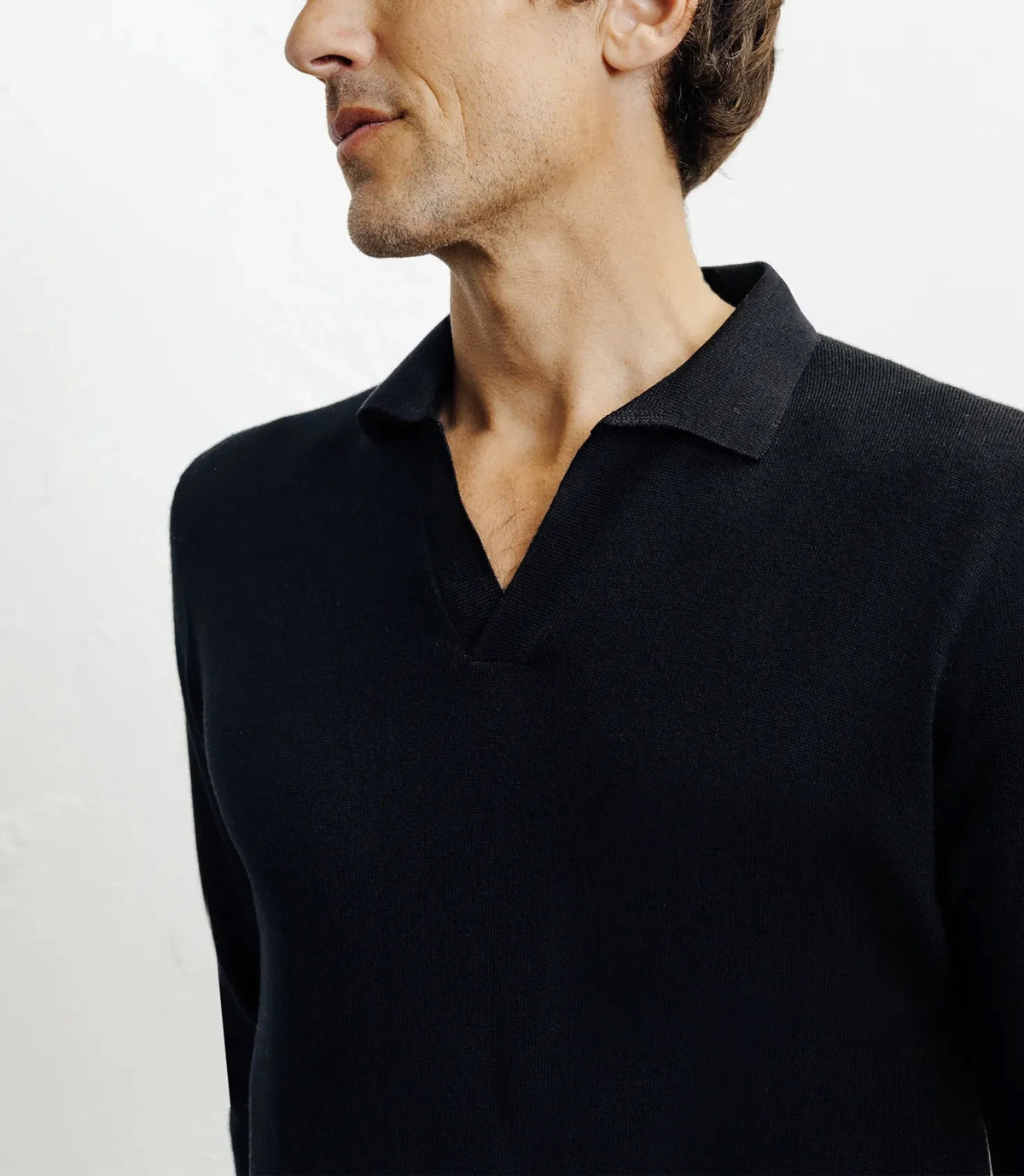 Pull col polo en laine mérinos noir - IZAC