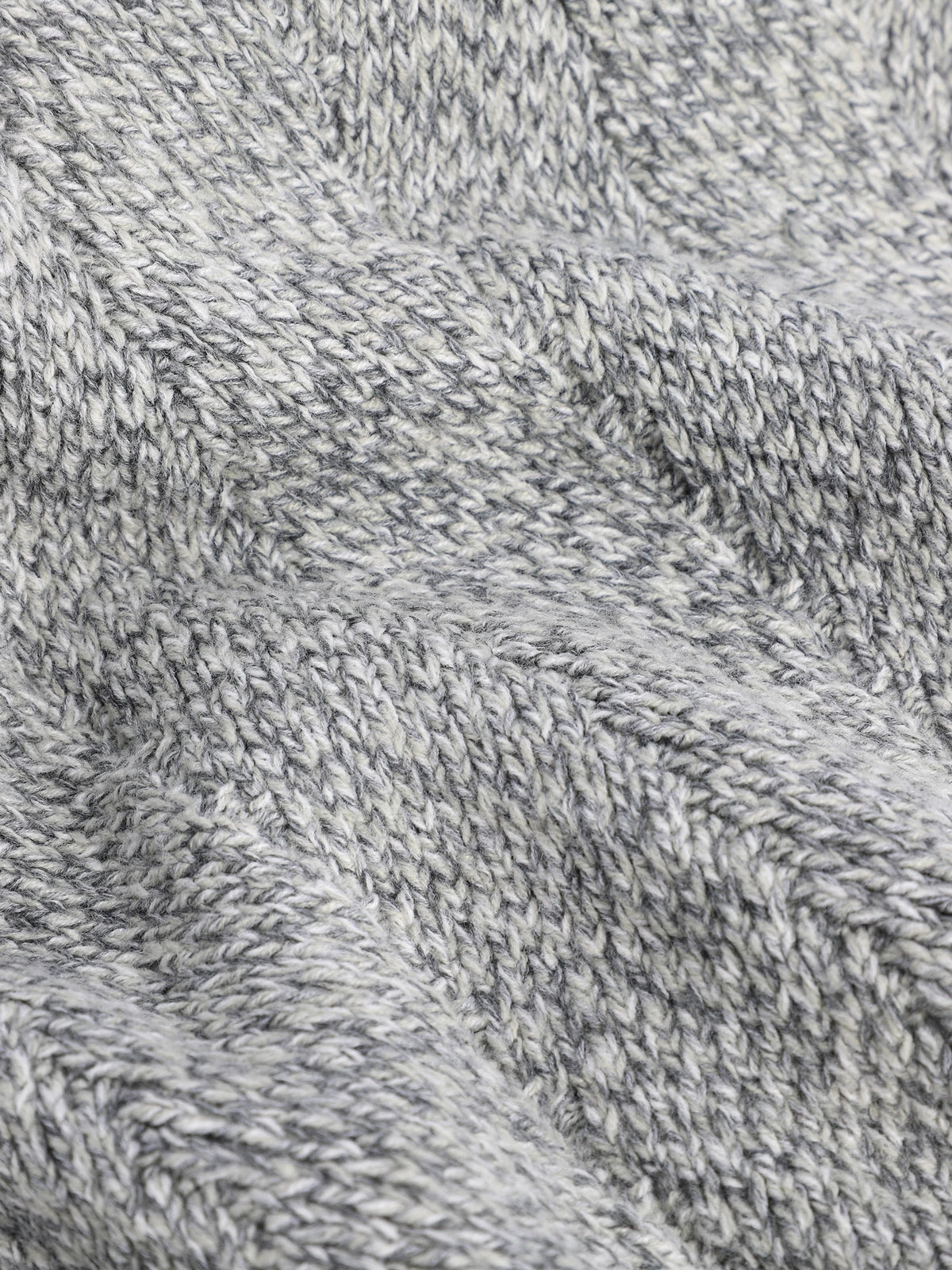 Écharpe en maille torsadée gris chiné