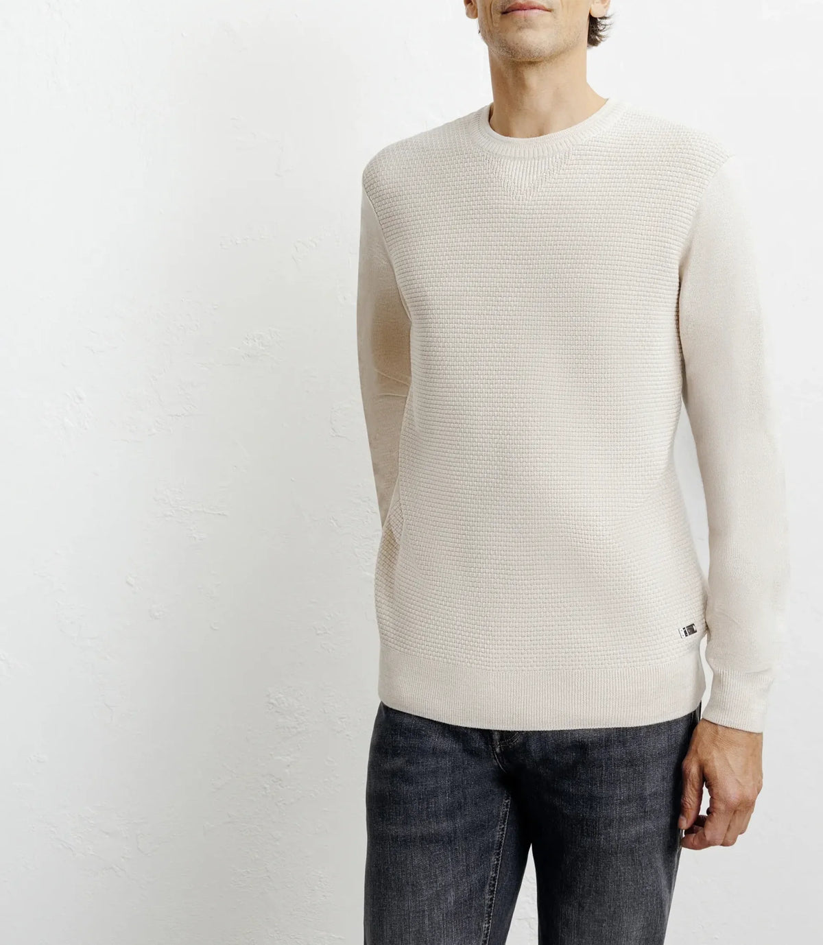 Pull col rond jeux de points beige - IZAC