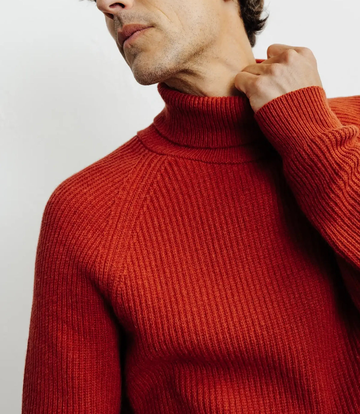 Pull col roulé uni rouge clair - IZAC
