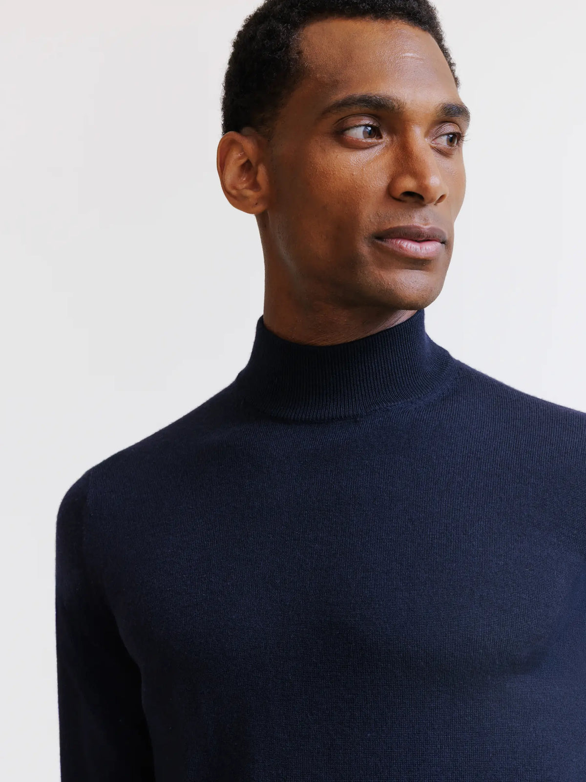 Pull col cheminée mérinos marine - IZAC