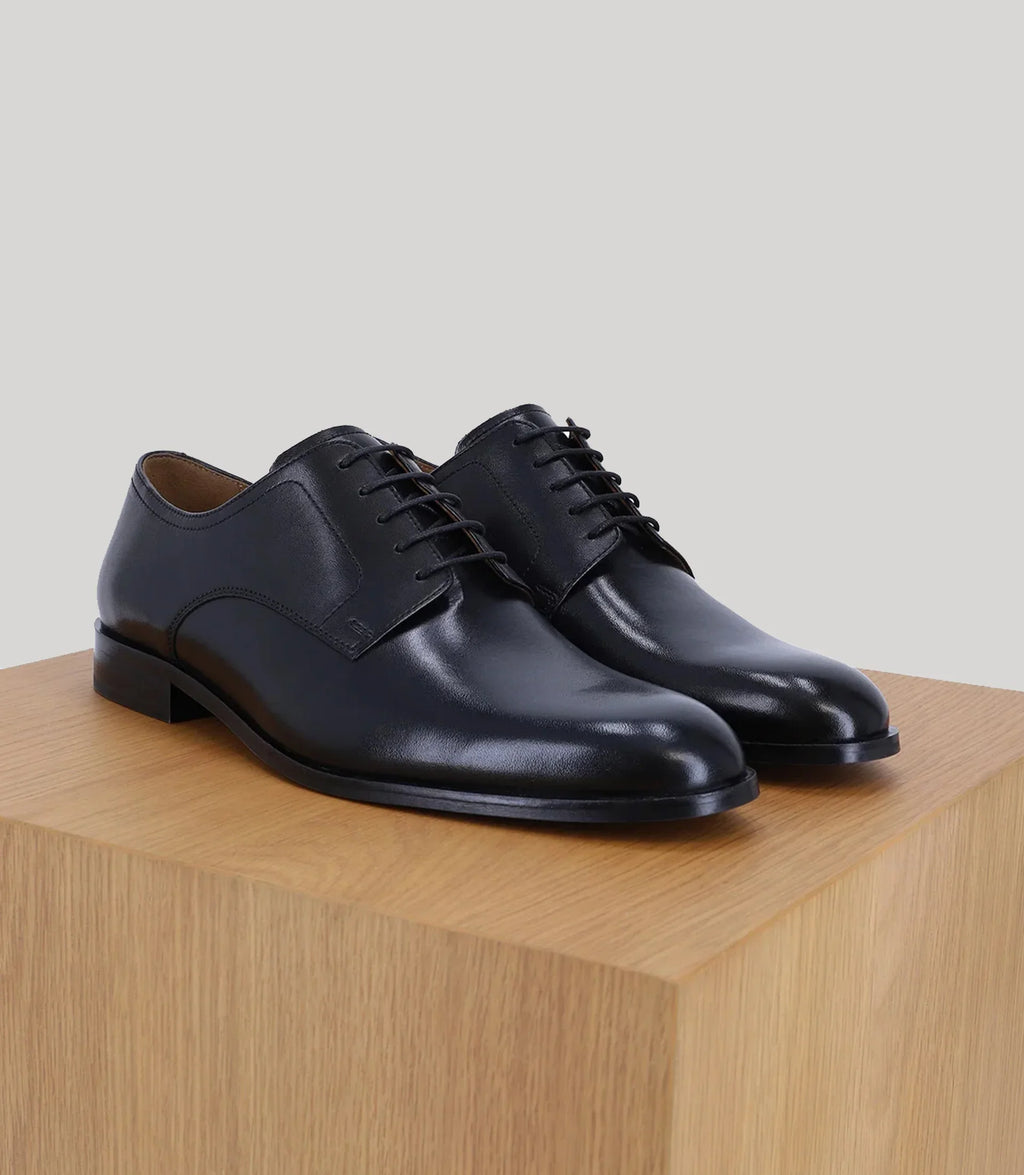 Derby en cuir noir - IZAC