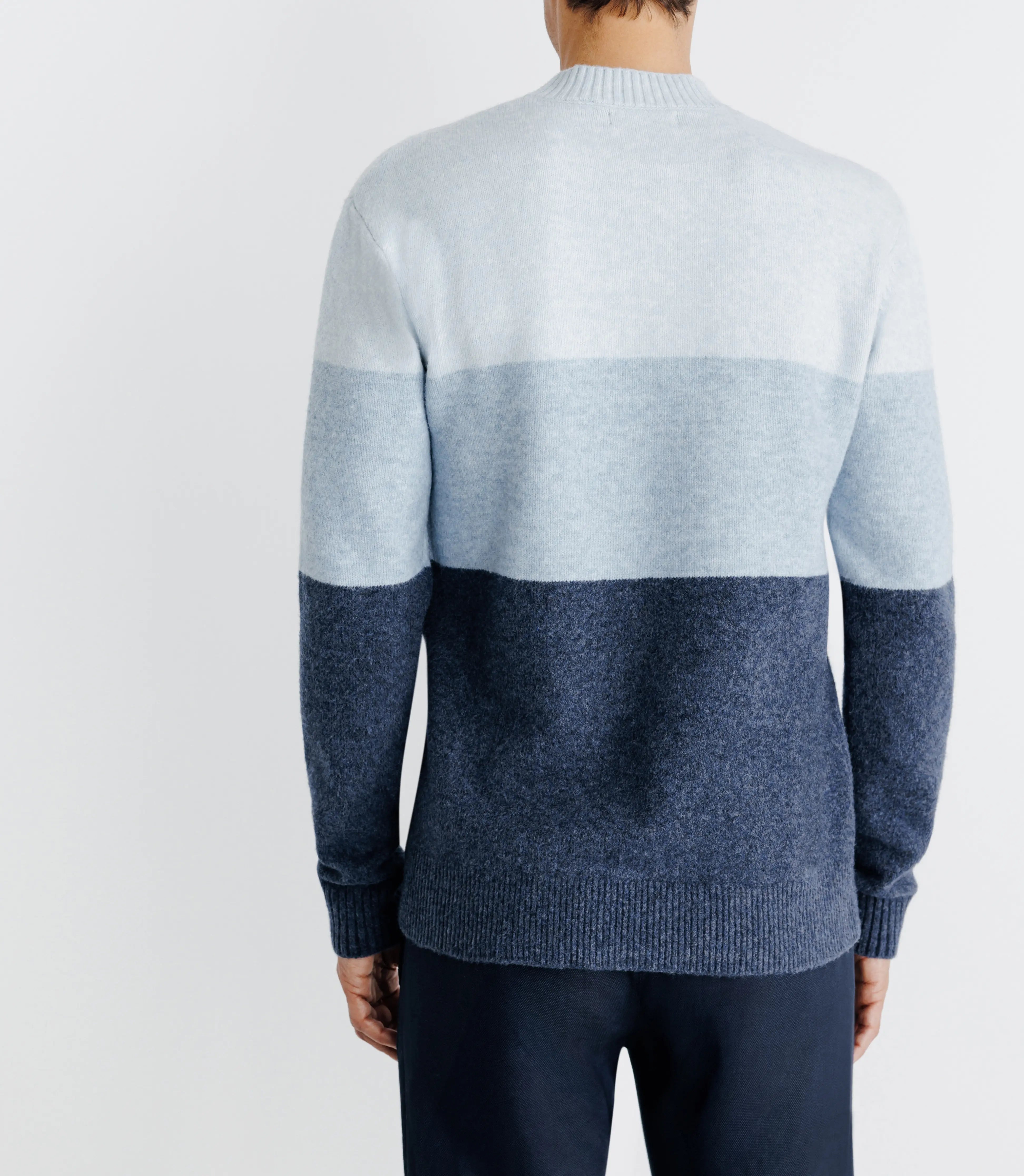 Pull col rond rayé bleu - IZAC