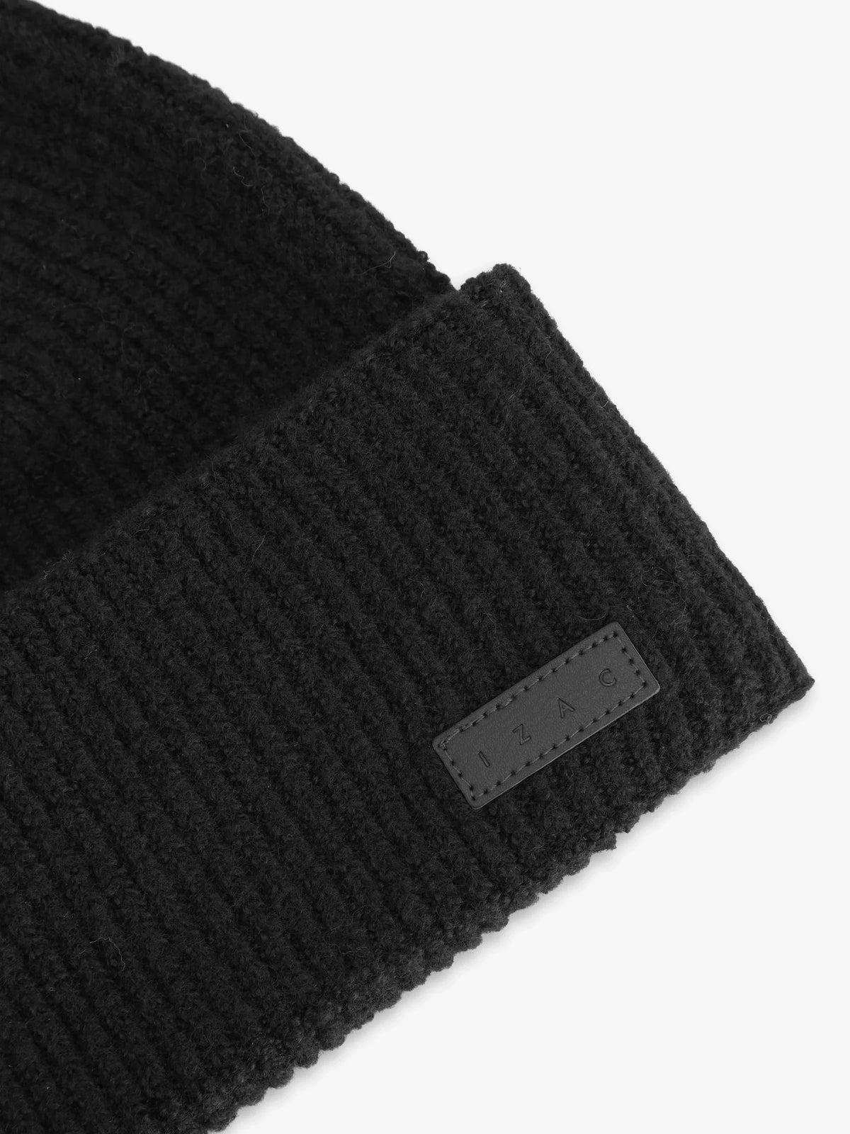 Bonnet en maille côtelée noire - IZAC