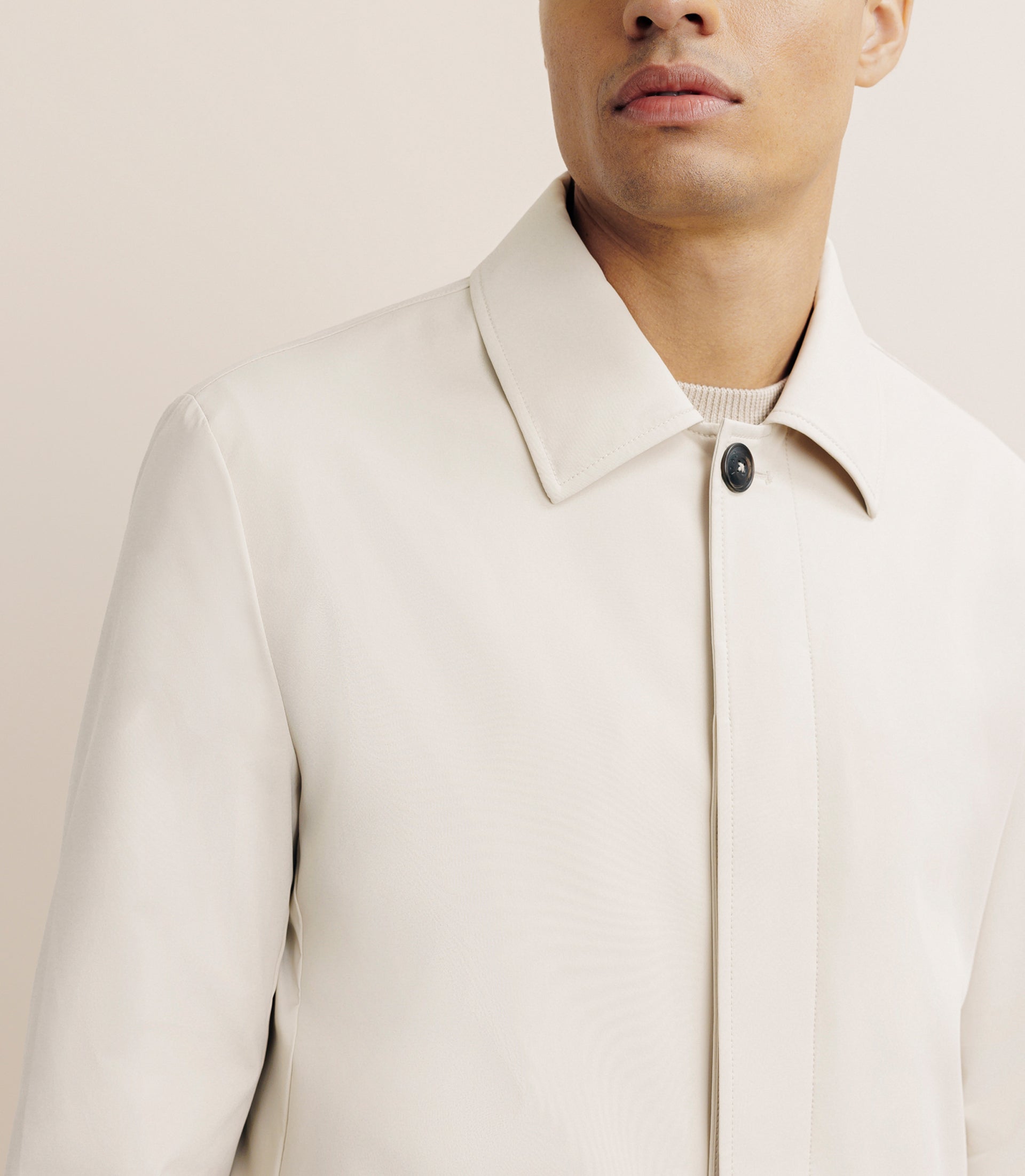 Manteau imperméable court beige - IZAC