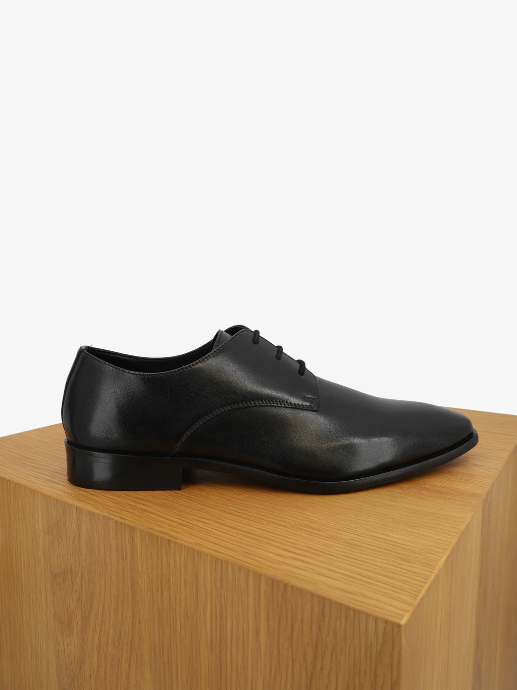 Derby en cuir noir - IZAC