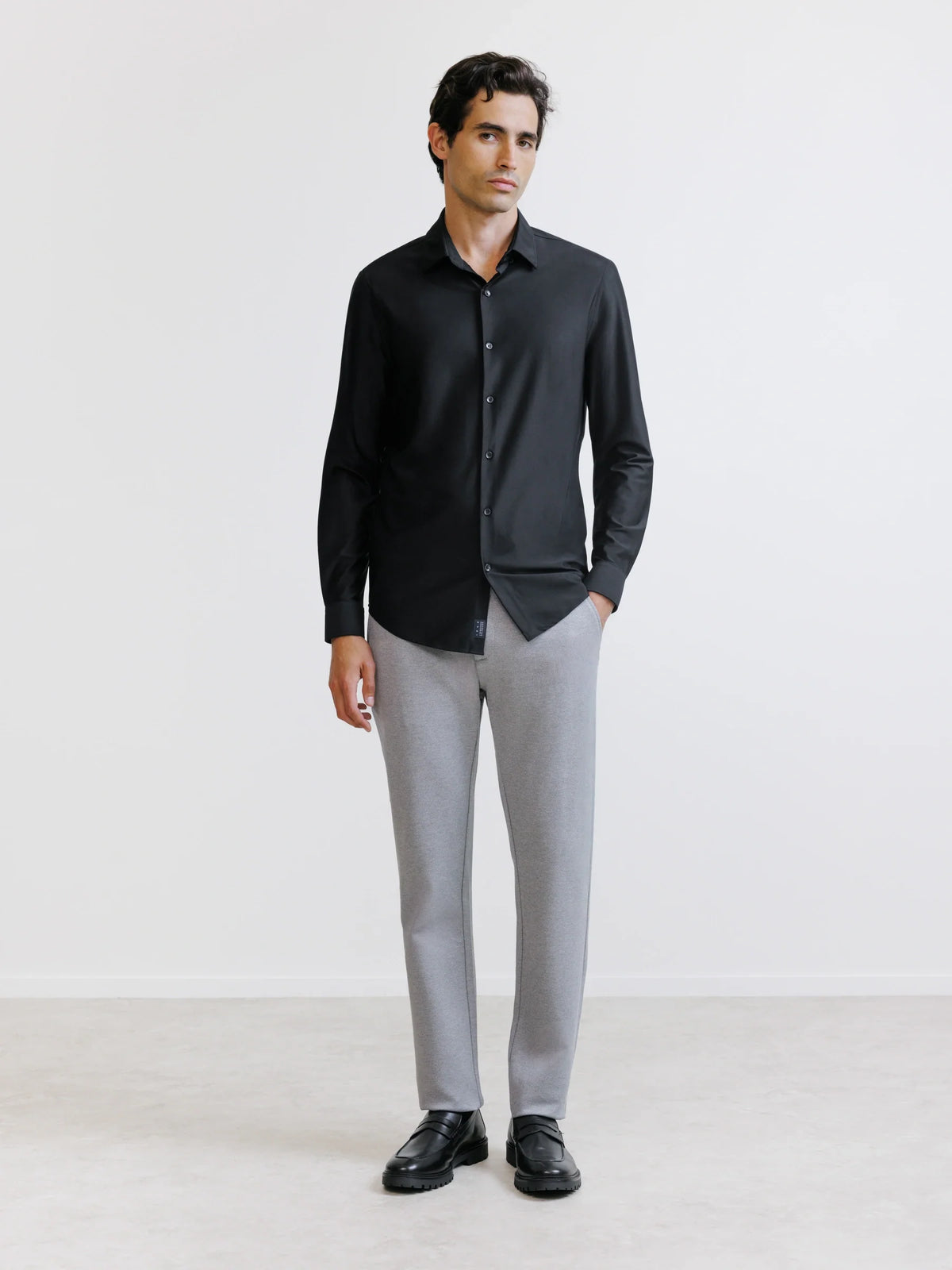 Chemise slim en maille noire - IZAC