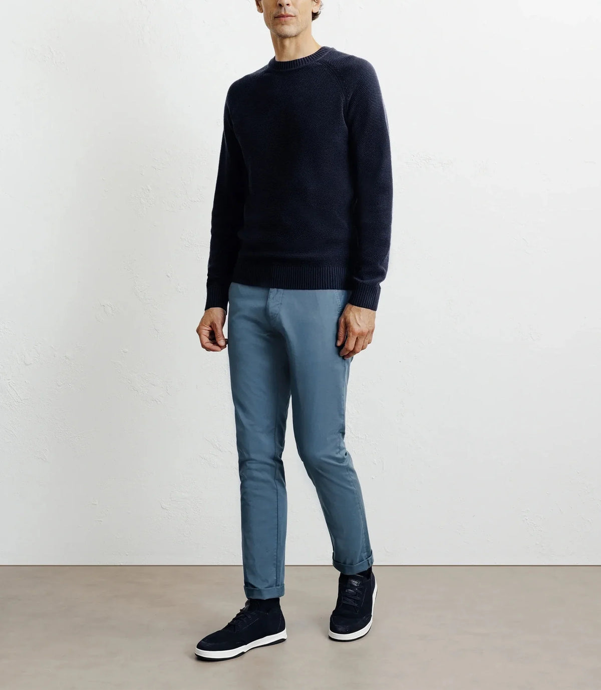 Pull col rond jeux de points marine - IZAC