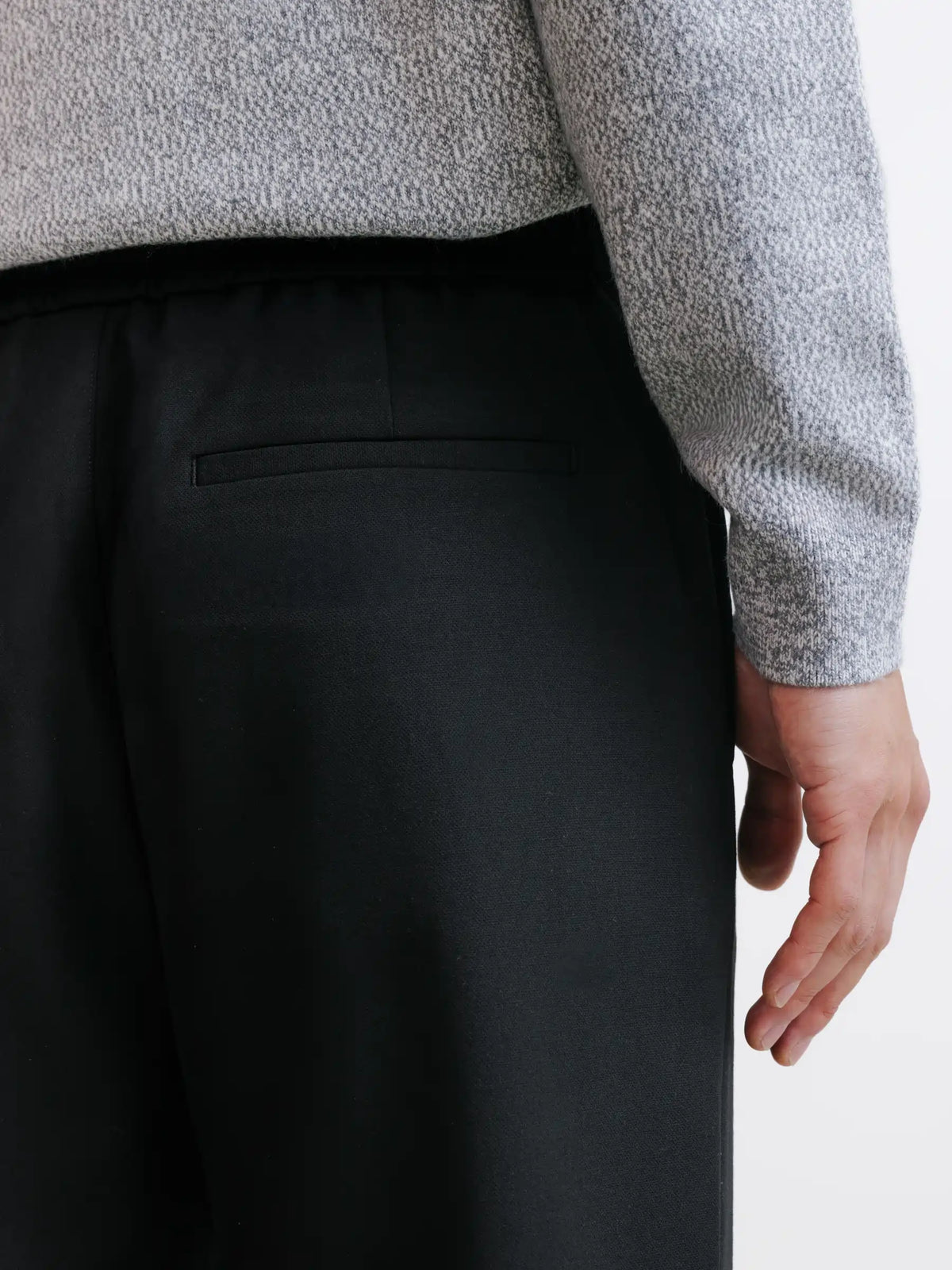 Pantalon à taille élastiquée noir - IZAC
