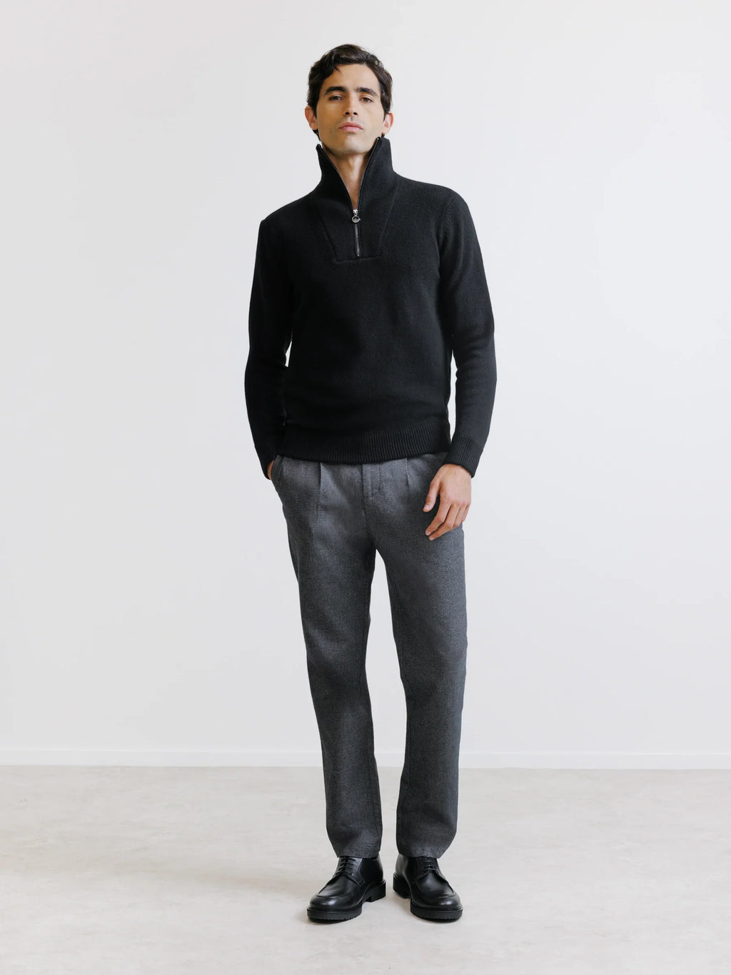 Pull en laine col camionneur noir - IZAC