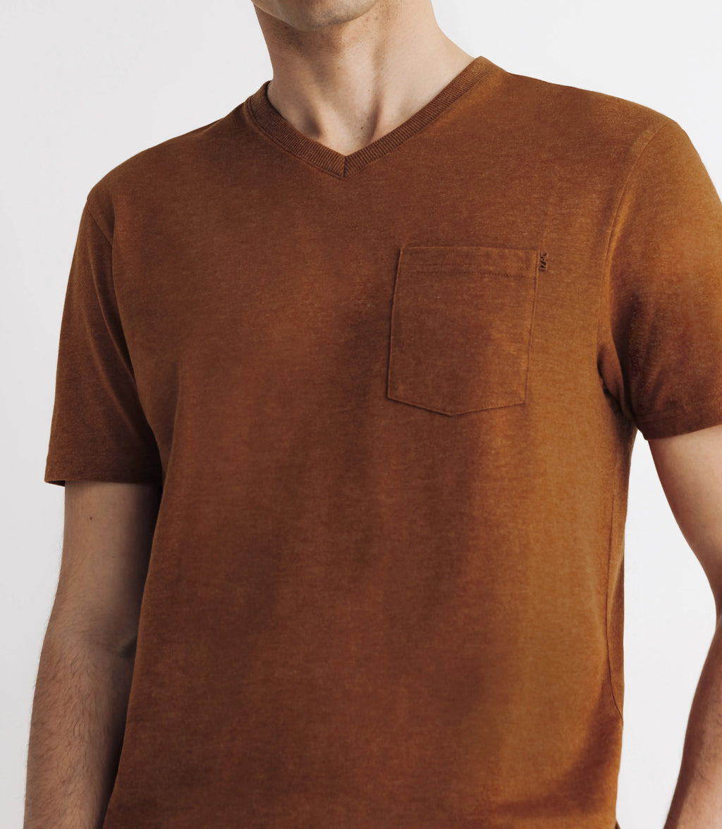 T-shirt col V avec poche camel - IZAC
