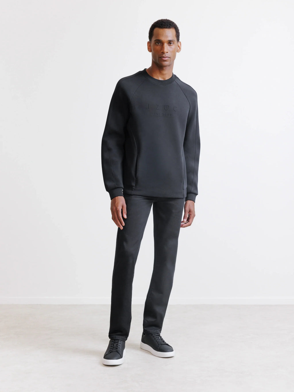 Sweat col rond noir - IZAC