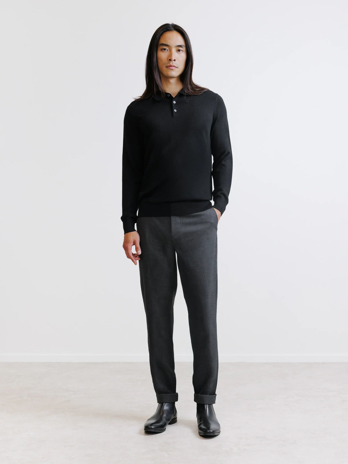 Pull col polo boutonné en laine mérinos noir - IZAC