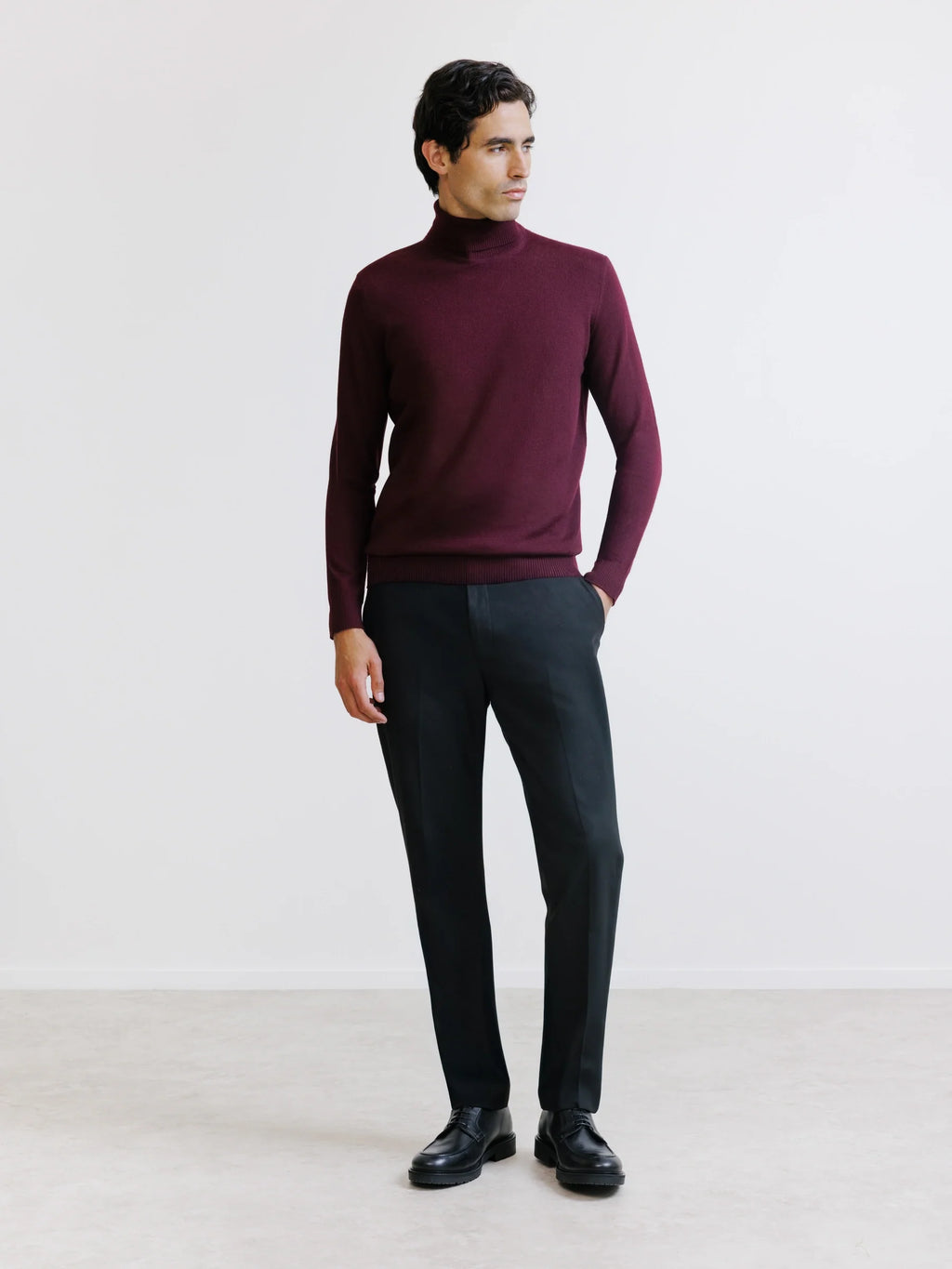 Pull col roulé en laine mérinos bordeaux - IZAC