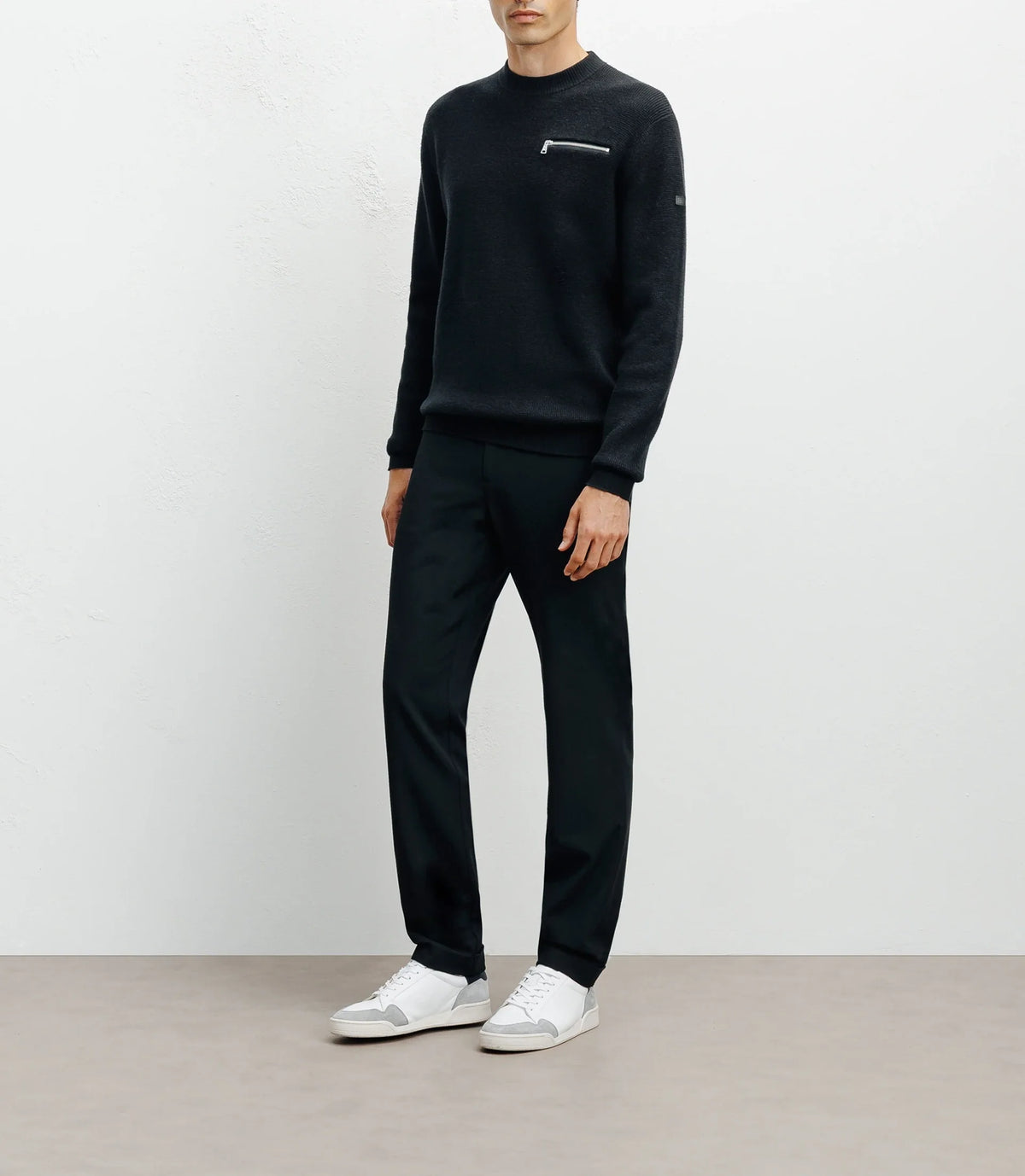 Pull col rond noir - IZAC