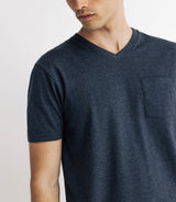 T-shirt col V avec poche marine - IZAC