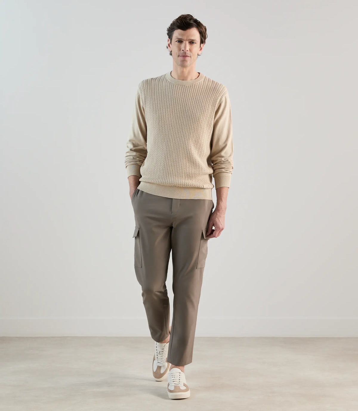 Pull col rond en maille torsadée beige - IZAC