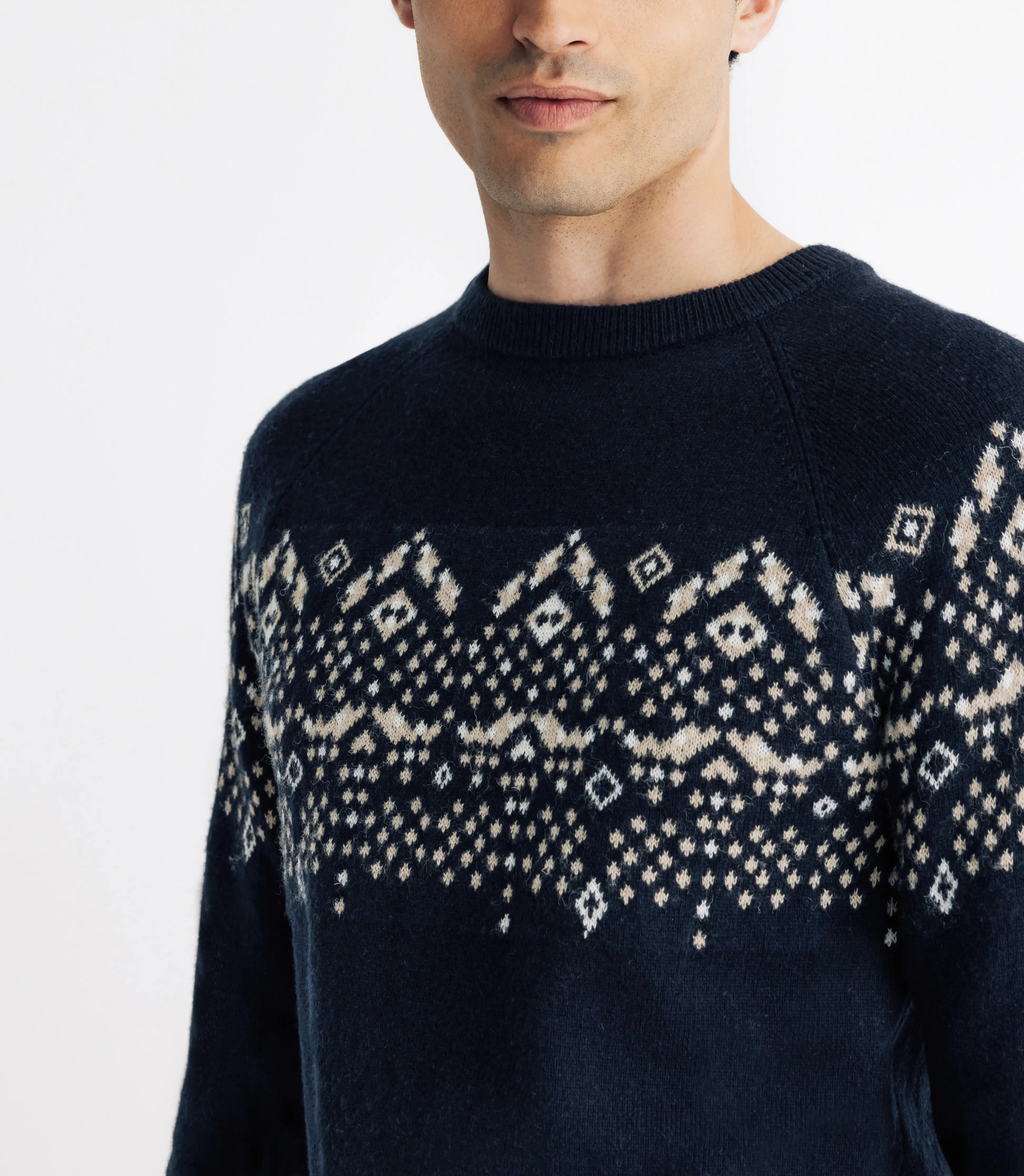 Pull en jacquard col rond marine - IZAC